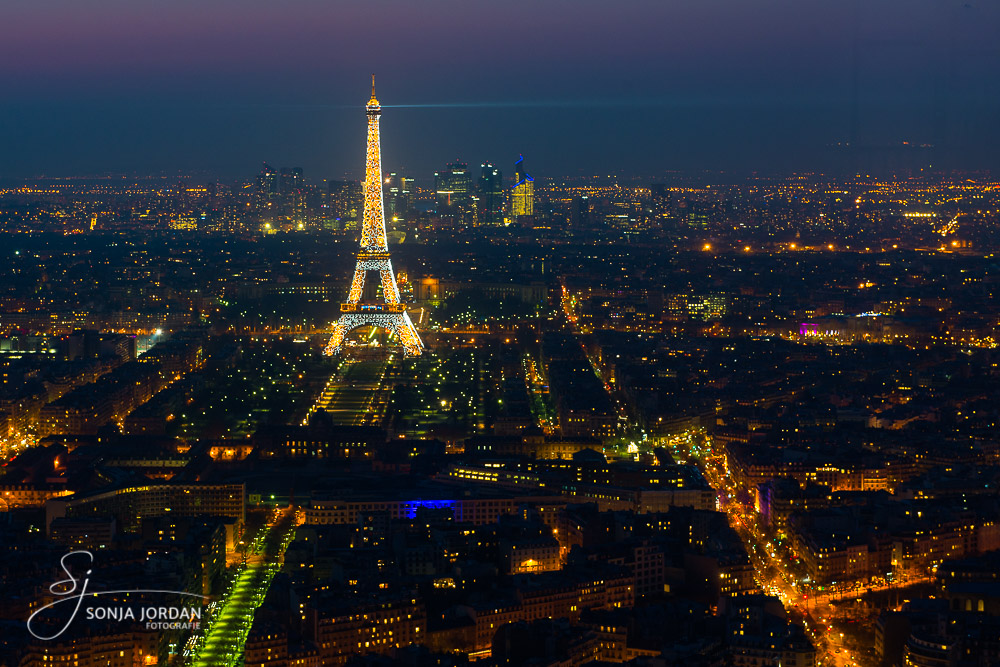 Paris, copyright Tour Eiffel – illuminations Pierre Bideau