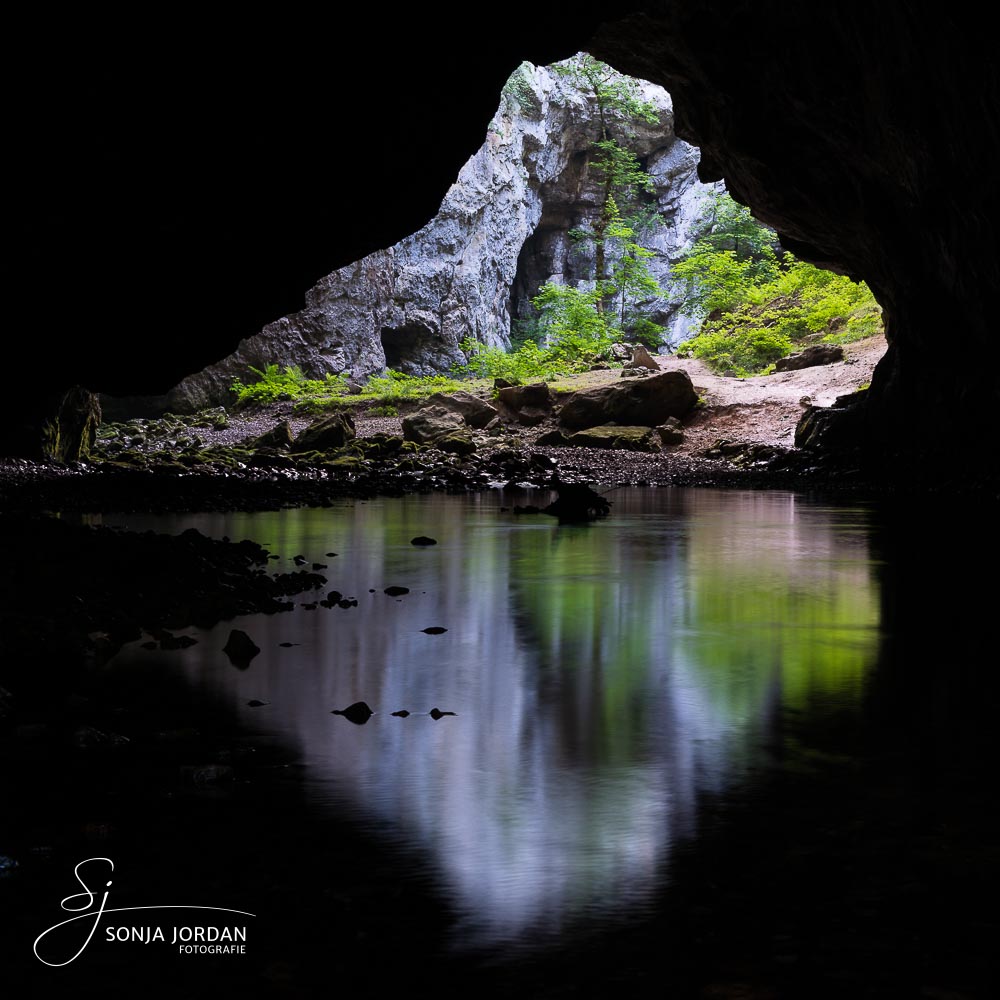 Zelske Jama Höhle